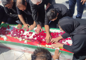۲۷ استاد و دانشجوی شهید