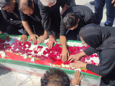 ۲۷ استاد و دانشجوی شهید