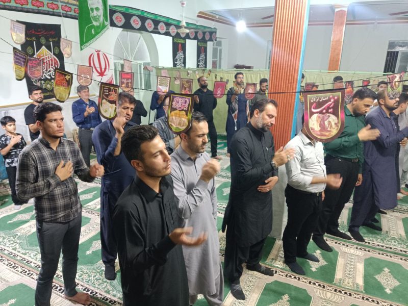 شور و عشق در شب پنجم عزای حسینی