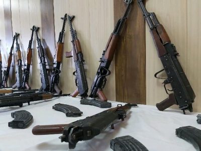 کشف یک‌ هزار قبضه سلاح جنگی در سیستان‌وبلوچستان