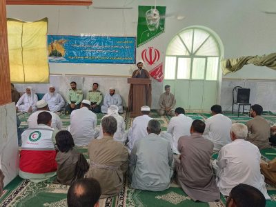 تنها راه نجات امت اسلامی همبستگی شیعه و سنی است.