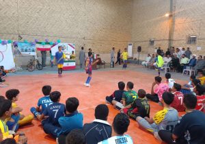 روشن شدن مشعل المپیاد درون مدرسه ای فنوج