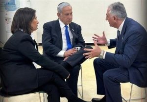 مشق پهلوی از روی دست رجوی