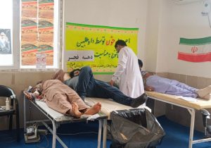 اهدای خون ۵۳ داوطلب هلال‌احمر در فنوج