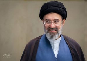 معلمان و کارگران مؤثرترین حلقه در نبرد فرهنگی و اقتصادی خواهند بود
