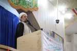 کارگران رزمندگان عرصه اقتصاد هستند