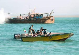 آزادی لنجهای ربودهشده از دست دزدان دریایی سومالی