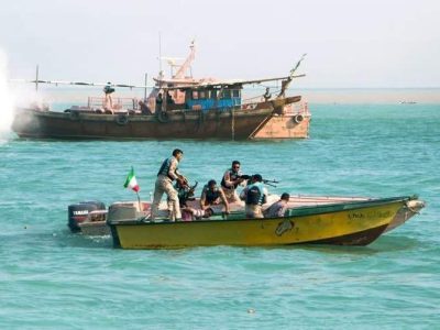 آزادی لنجهای ربودهشده از دست دزدان دریایی سومالی